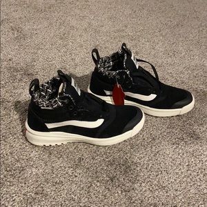 Ultrarange Hi Dl Vans NEVER WORN
